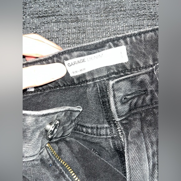 Black garage mom jeans - Picture 2 of 4